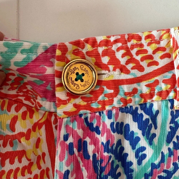 Lilly Pulitzer The Callahan Short Size 2 Multicolor Tropical Print 100% Cotton - Picture 4 of 7